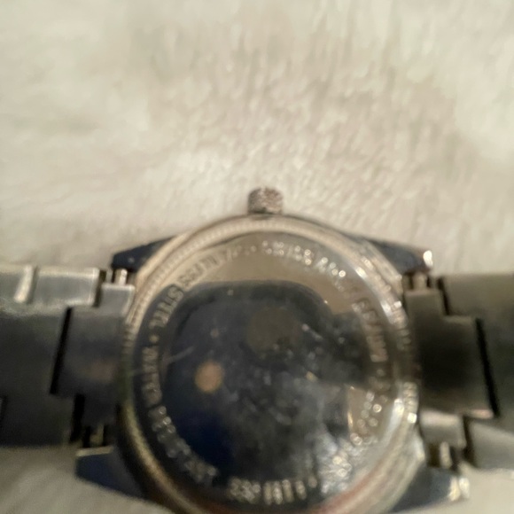 Victorinox Silver and Black Women’s Swiss Army Watch. - Picture 3 of 4